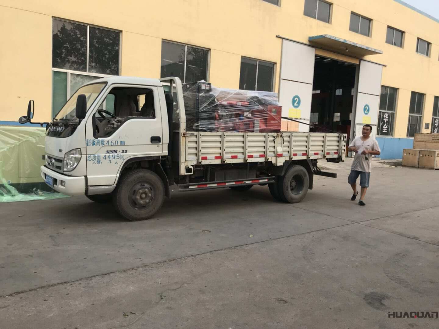 9月4日一臺(tái)150kw標(biāo)配型柴油發(fā)電機(jī)組發(fā)往吉林