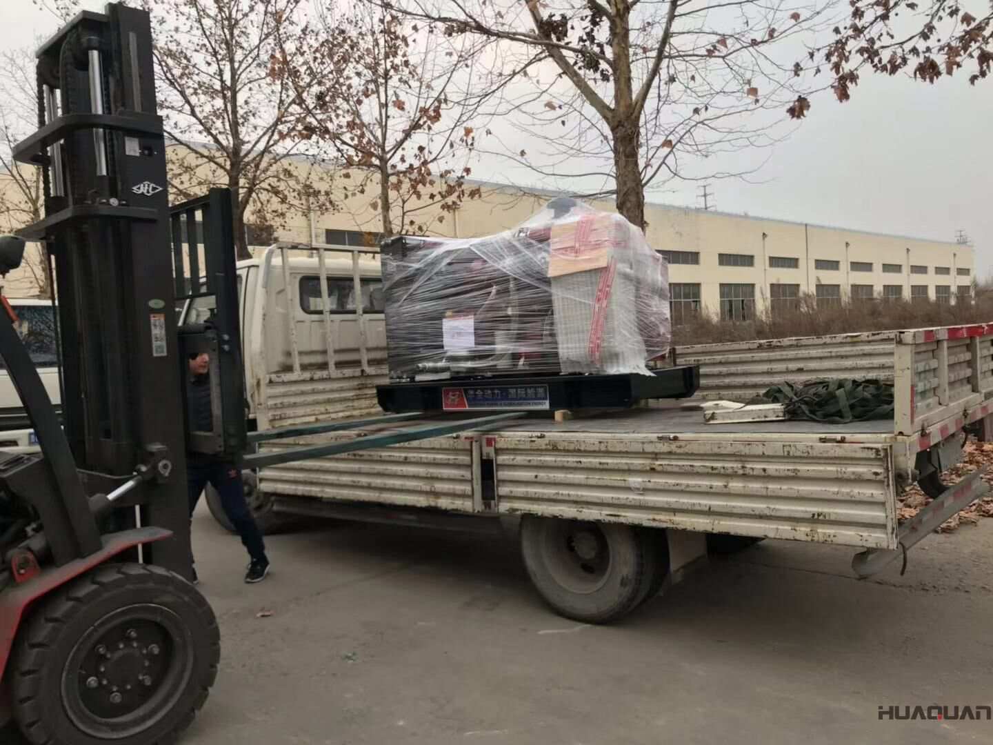 廣東省朱先生于11月3日從華全動(dòng)力采購了一臺(tái)50kw標(biāo)配沼氣發(fā)電機(jī)組，現(xiàn)在已成功發(fā)往目的地