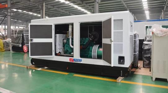 2月25日，尹先生從華全動(dòng)力采購的75kw靜音式防雨棚柴油發(fā)電機(jī)組順利發(fā)往云南省