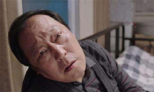 《都挺好》蘇大強居然背著家里人去買發(fā)電機組了，聊天記錄曝光