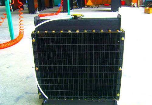 4月9日，彭先生訂購的一臺(tái)6105AZLD水箱從華全動(dòng)力發(fā)往貴州